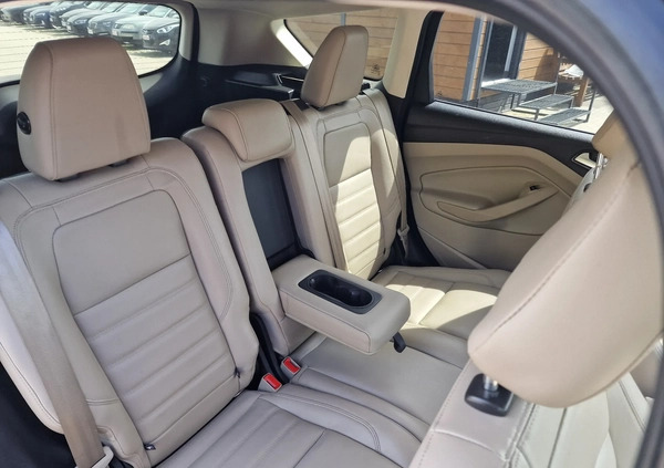 Ford Escape cena 69900 przebieg: 151000, rok produkcji 2018 z Giżycko małe 704